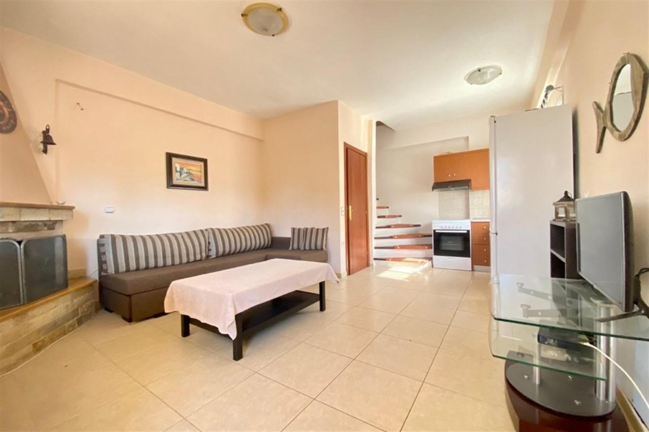 Pine Beach Holiday Home 2 Bedrooms 50 Meters To The Beach Kalyves Polygyrou Bagian luar foto
