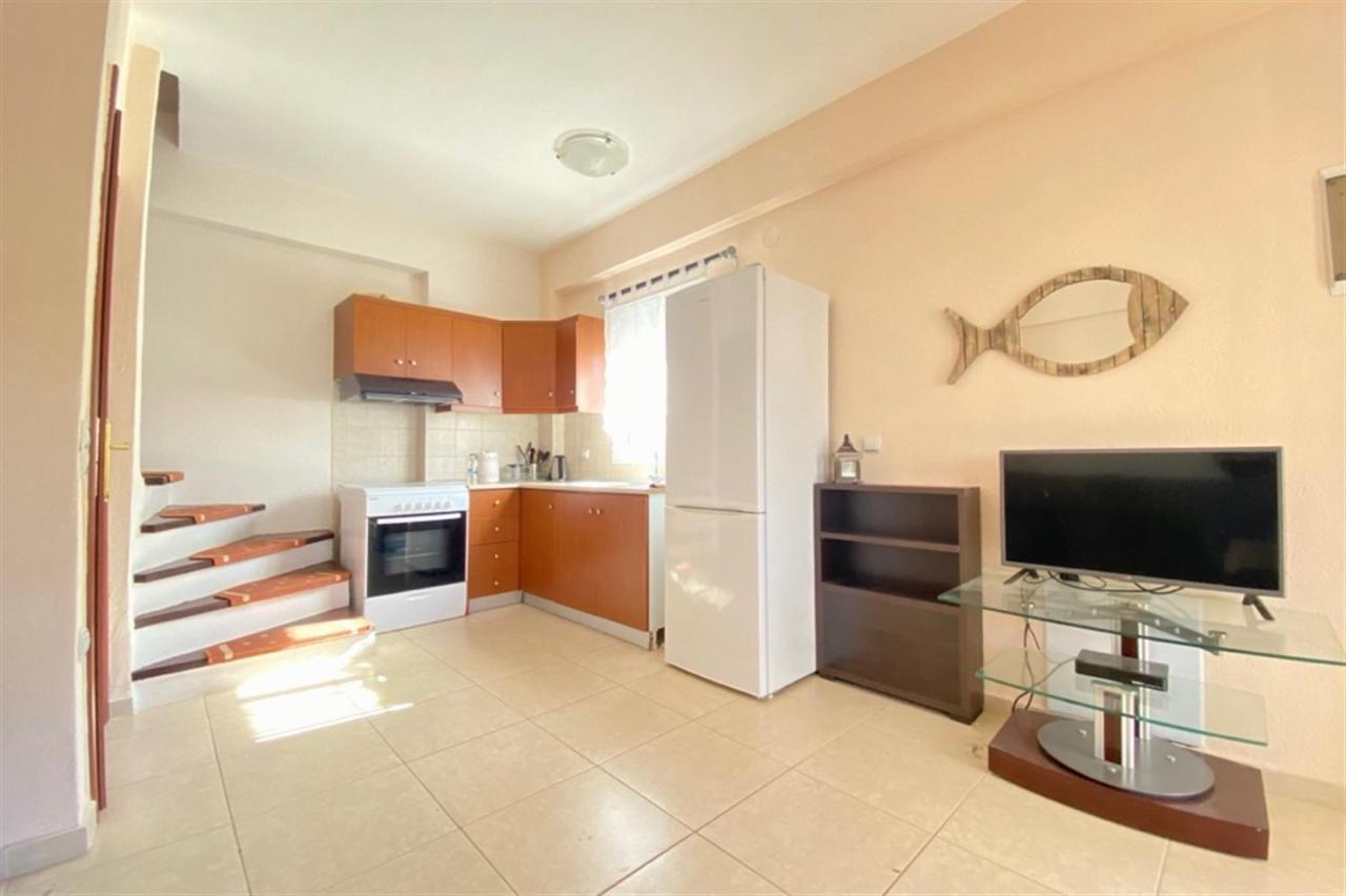 Pine Beach Holiday Home 2 Bedrooms 50 Meters To The Beach Kalyves Polygyrou Bagian luar foto