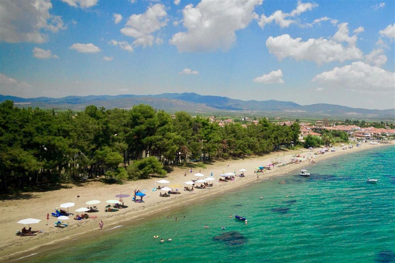 Pine Beach Holiday Home 2 Bedrooms 50 Meters To The Beach Kalyves Polygyrou Bagian luar foto