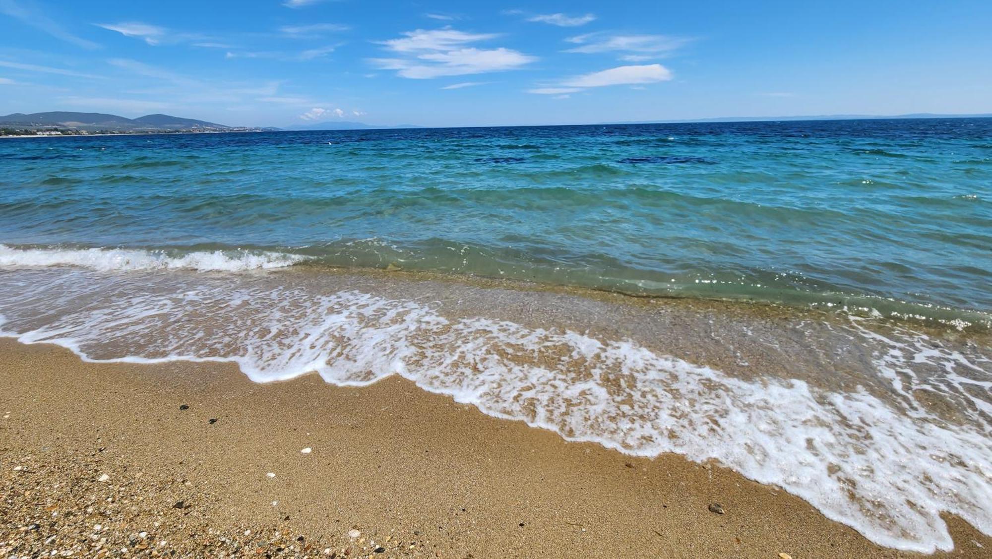 Pine Beach Holiday Home 2 Bedrooms 50 Meters To The Beach Kalyves Polygyrou Bagian luar foto