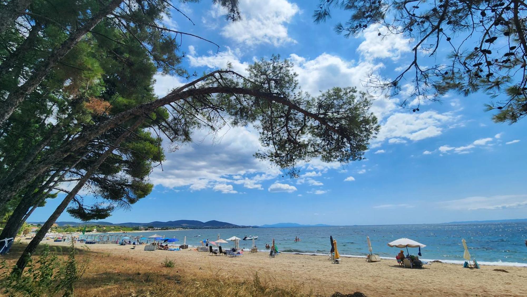 Pine Beach Holiday Home 2 Bedrooms 50 Meters To The Beach Kalyves Polygyrou Bagian luar foto