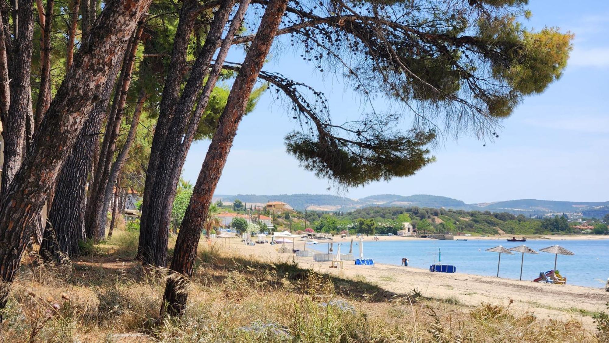 Pine Beach Holiday Home 2 Bedrooms 50 Meters To The Beach Kalyves Polygyrou Bagian luar foto